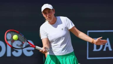 Lulu Sun vs Donna Vekic Prediction, Picks, Odds, H2H, Stats - 7/9/24