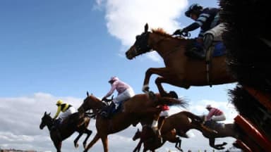 Saturday’s Horse Racing Tips: Sandown, Hereford, Wolverhampton,  March 8th