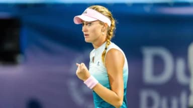 Kristina Mladenovic vs Emiliana Arango Prediction, Picks, Odds, H2H, Stats - 12/2/24